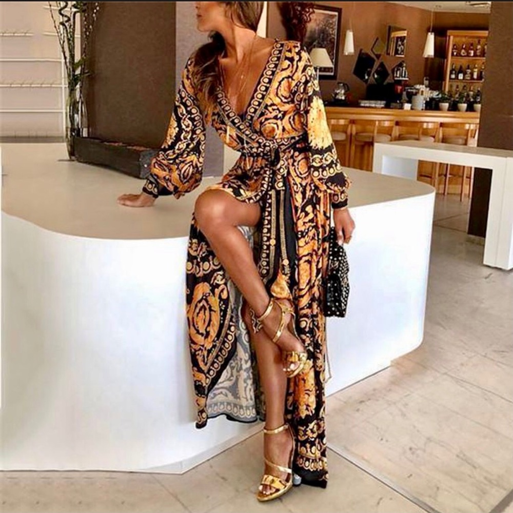 GORGEOUS FASHION DRESS/COVERUP